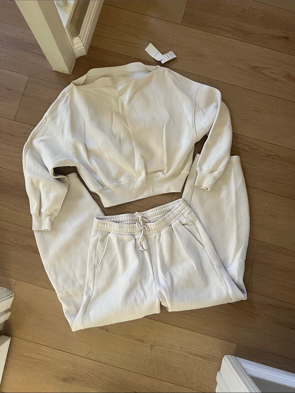 Abercrombie & Fitch Cream Fleece Jogger Set